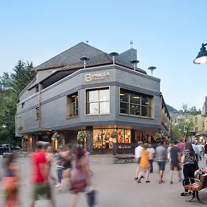 Capsulehotel Pangea Pod, Whistler