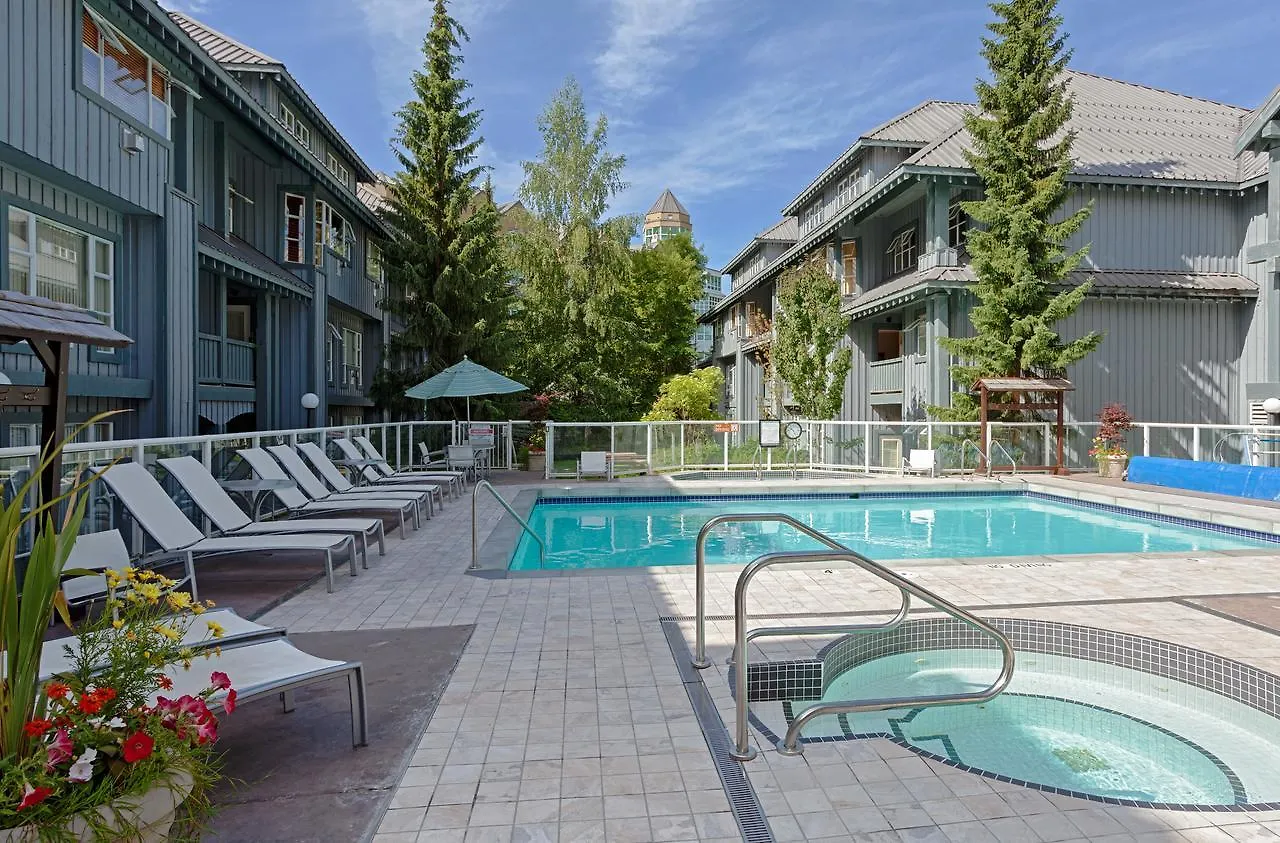 Glacier Lodge Resort 惠斯勒
